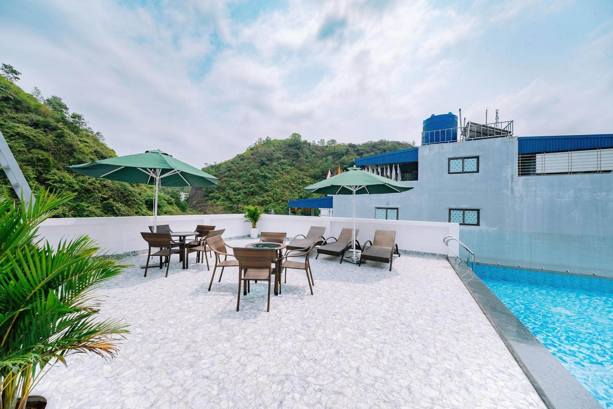 Sand Hotel Cat Ba Island Esterno foto