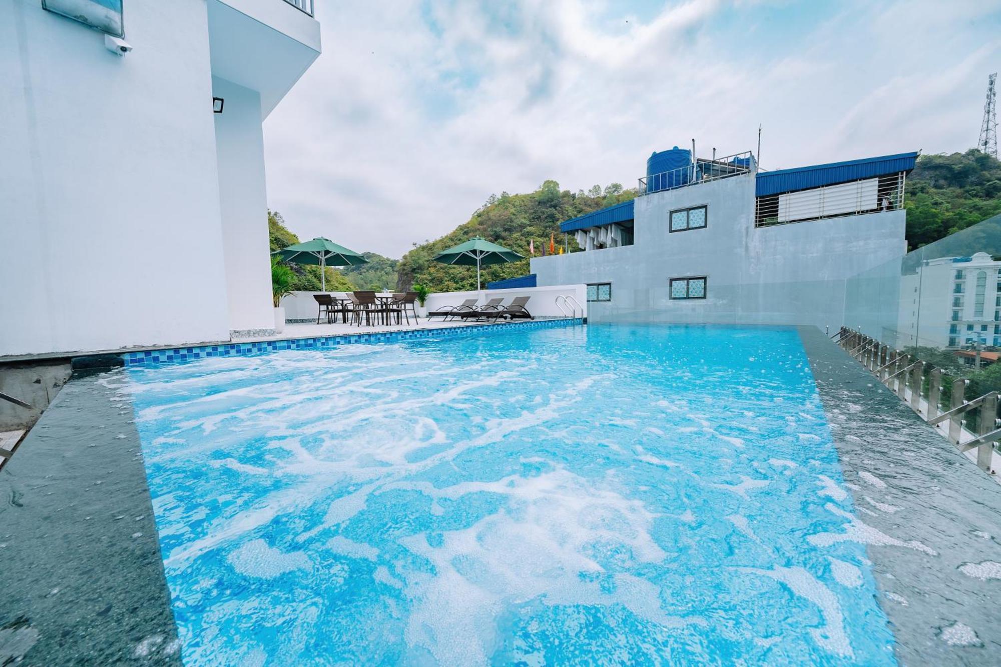 Sand Hotel Cat Ba Island Esterno foto